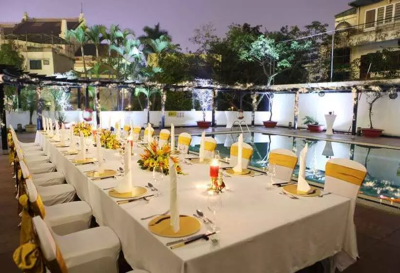 Fotos del hotel Hilton Hanoi Opera:  7