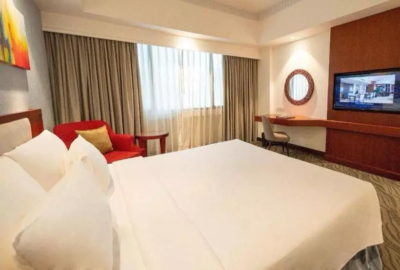 Fotos del hotel Saigon Prince Hotel:  16