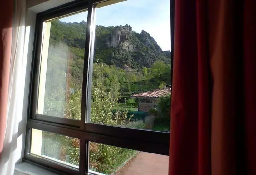 Fotos del hotel Castillo Del Alba:  6