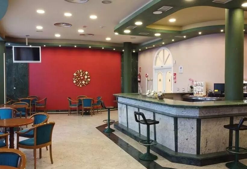 Fotos del hotel Checkin Madrid Parla:  3