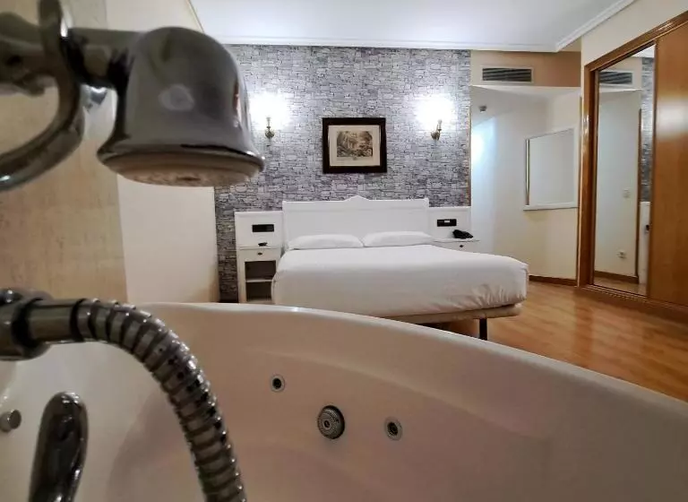 Fotos del hotel Ciudad Cangas De Onis:  24