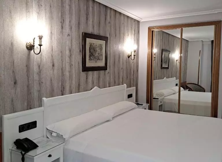 Fotos del hotel Ciudad Cangas De Onis:  16