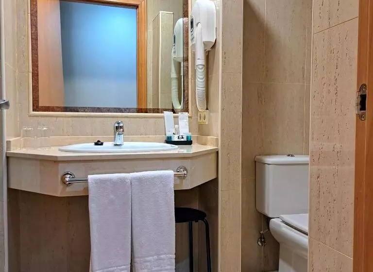 Fotos del hotel Ciudad Cangas De Onis:  4