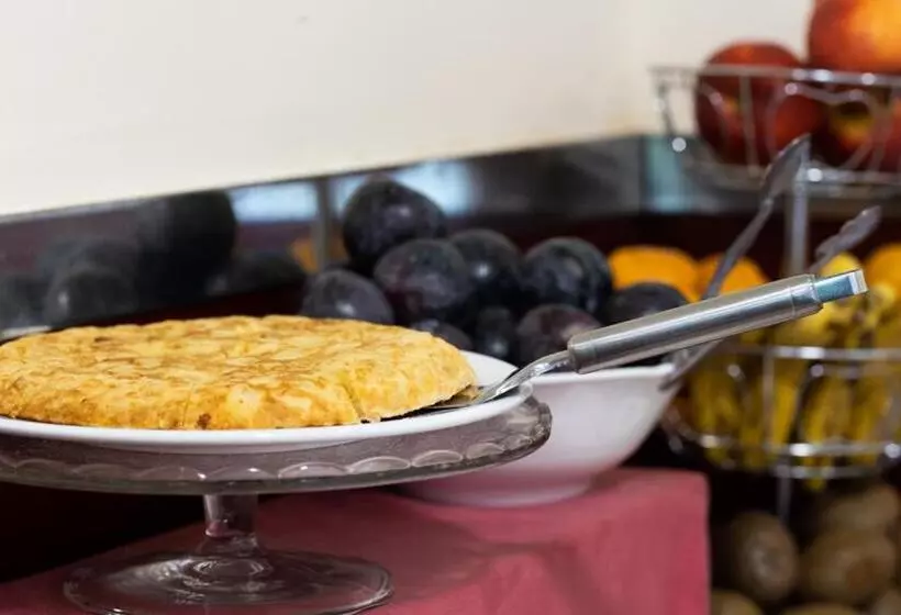 Fotos del hotel Ciudad Cangas De Onis:  7