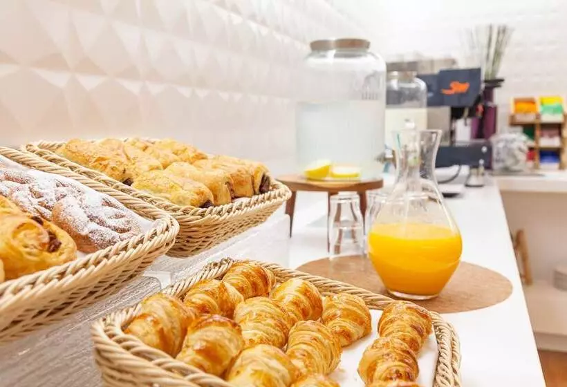 Fotos del hotel Granada Five Senses Rooms & Suites:  3