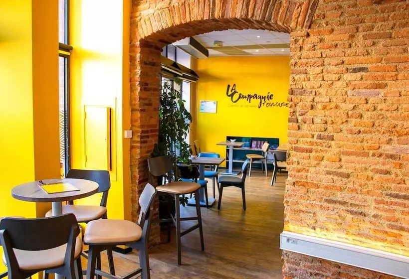 Fotos del hotel Le Clocher De Rodez Centre Gare:  22