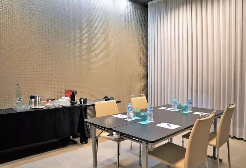 Fotos del hotel Port Feria Valencia:  15