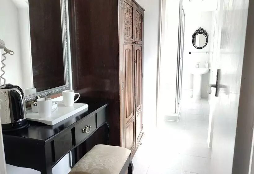 Fotos del hotel Wentworth House:  12