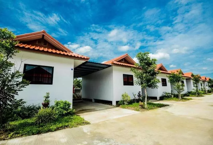 Fotos del hotel Nangrong Garden Home:  23