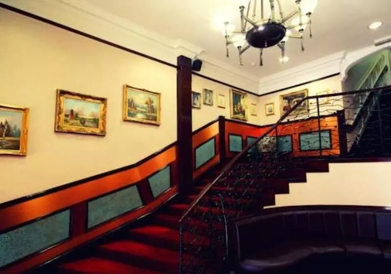 Fotos del hotel Alexander Thomson:  2