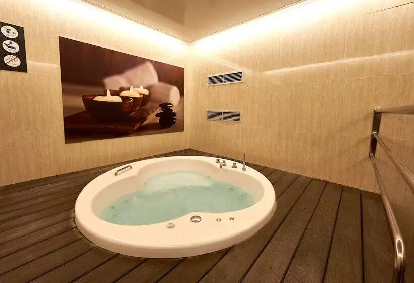 Fotos del hotel Dwo Garbi Millenni:  18