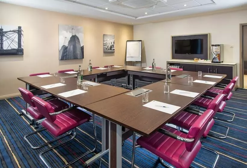 Fotos del hotel Holiday Inn Express London Wandsworth:  13