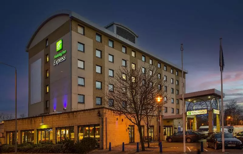 Holiday Inn Express London Wandsworth