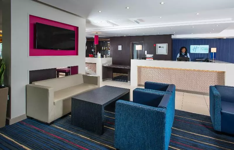 Fotos del hotel Holiday Inn Express London Wandsworth:  23