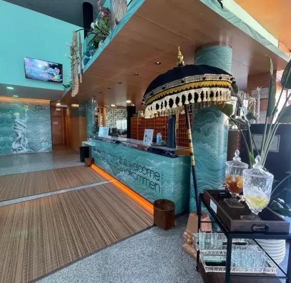 Fotos del hotel Neptuno:  12