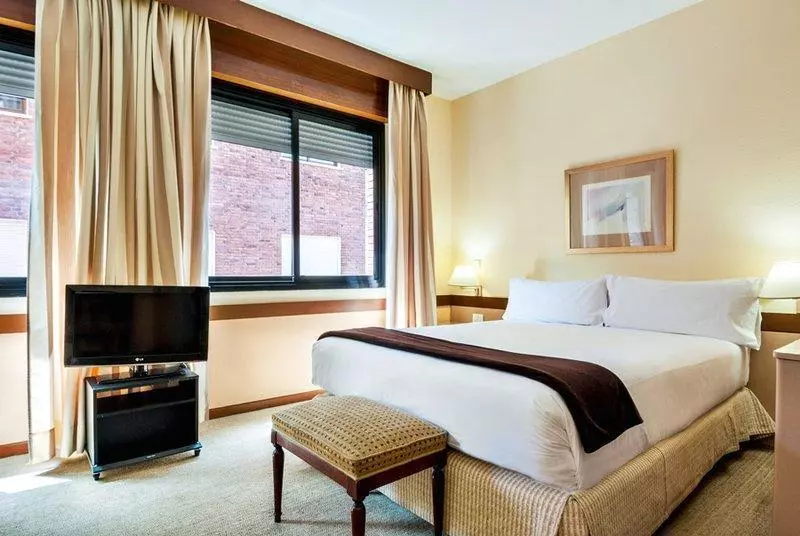 Espa Plaza Basílica