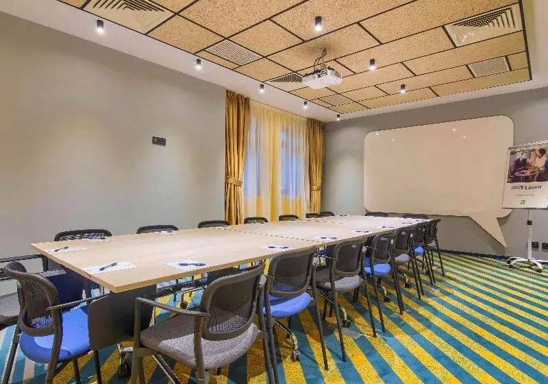 Fotos del hotel Ibis Styles Bucharest Erbas:  7