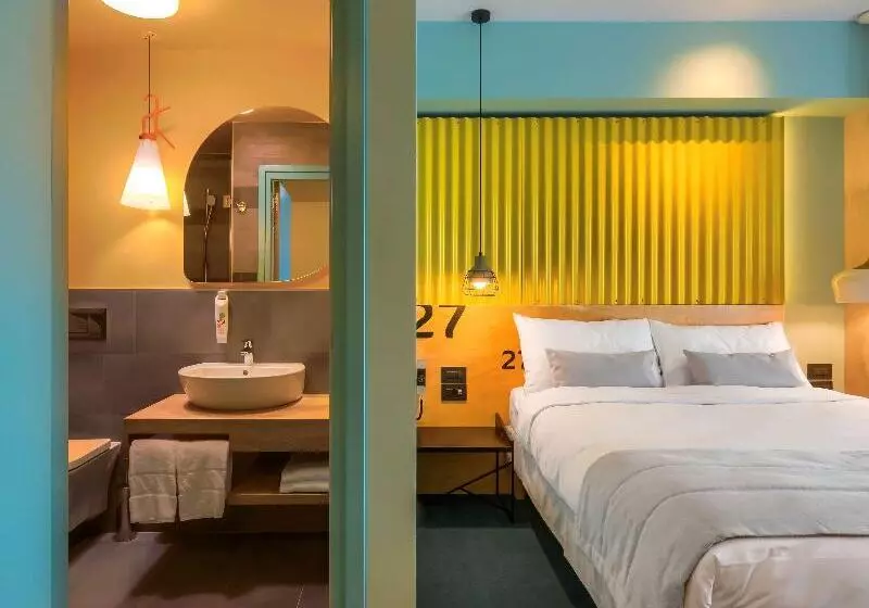 Fotos del hotel Ibis Styles Bucharest Erbas:  2