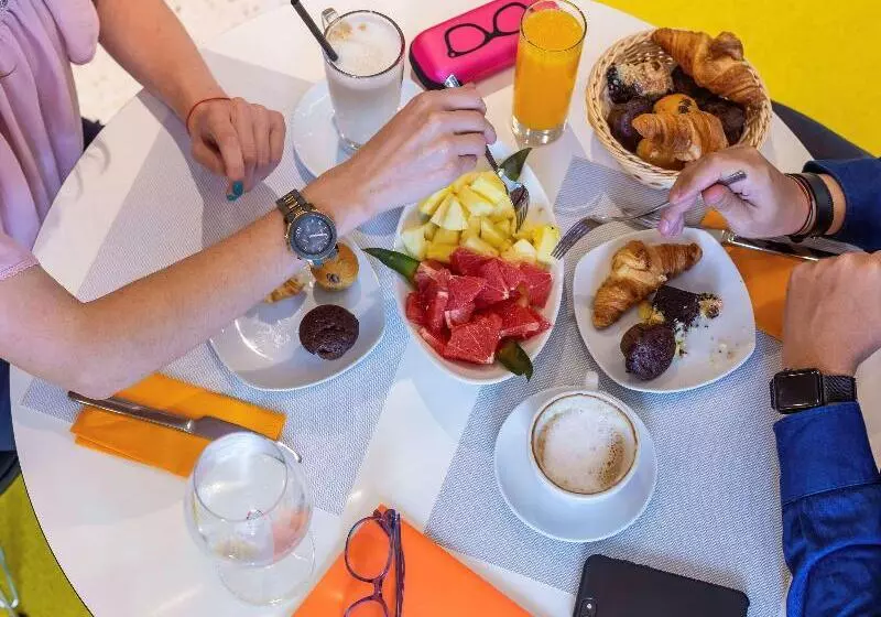 Fotos del hotel Ibis Styles Bucharest Erbas:  18