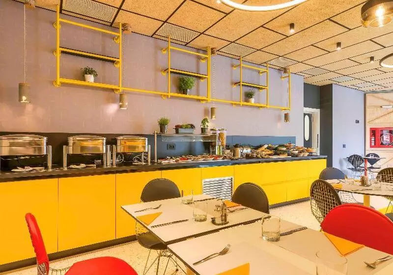 Fotos del hotel Ibis Styles Bucharest Erbas:  22
