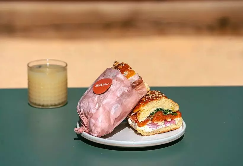 Fotos del hotel Kyriad Marseille Palais Des Congres  Vélodrome:  17