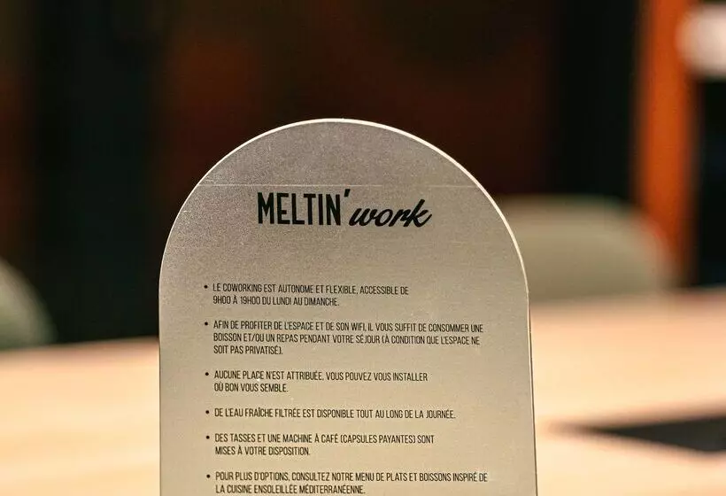 Fotos del hotel Kyriad Marseille Palais Des Congres  Vélodrome:  7