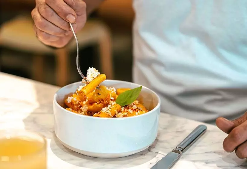 Fotos del hotel Kyriad Marseille Palais Des Congres  Vélodrome:  14