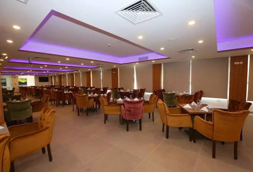Fotos del hotel Name Samawer By Wynndham Amman:  3