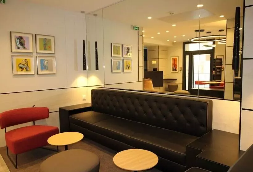 Fotos del hotel Hôtel Charing Cross:  2