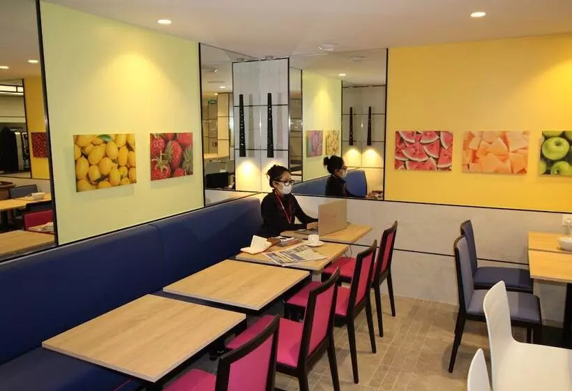 Fotos del hotel Hôtel Charing Cross:  16