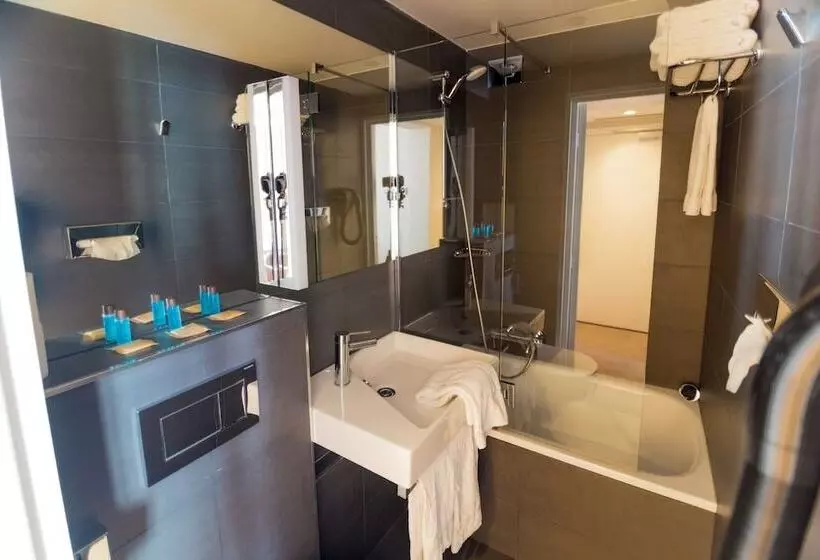 Fotos del hotel Hôtel Charing Cross:  19