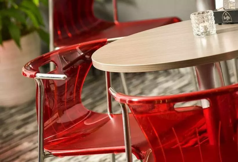 Fotos del hotel Ibis Charleroi Centre Gare:  5