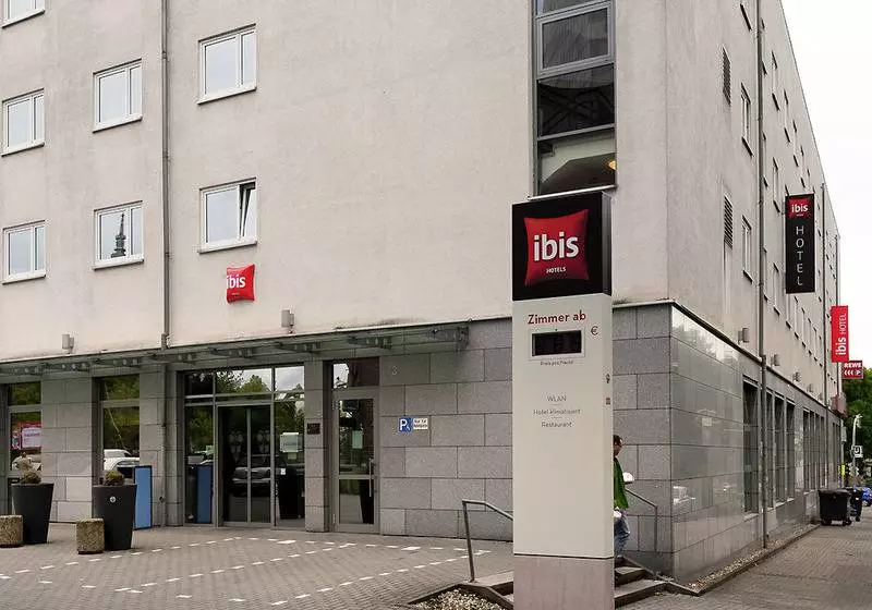 Fotos del hotel Ibis  Dortmund City:  8