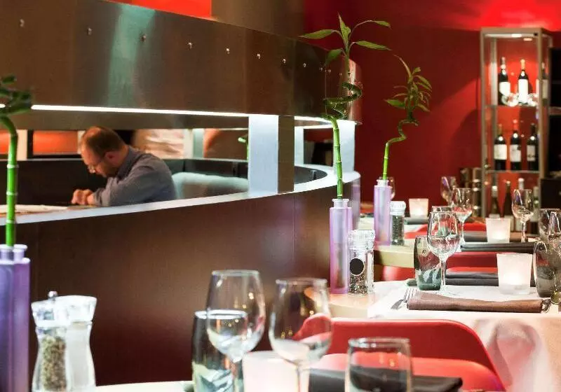 Fotos del hotel Novotel Leuven Centrum:  8