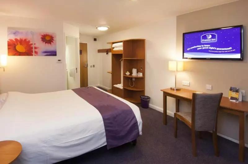 Fotos del hotel Premier Inn City Centre South:  7