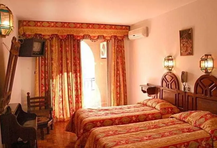 Fotos del hotel Tachfine:  2