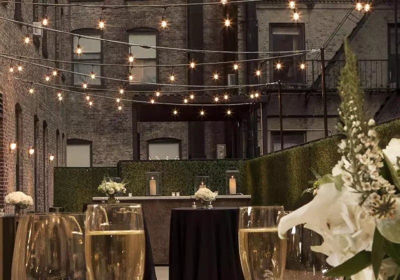 Fotos del hotel The Redbury New York:  8