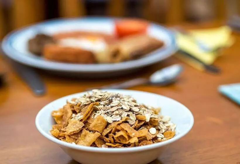 Fotos del hotel Cumberland Hotel:  3