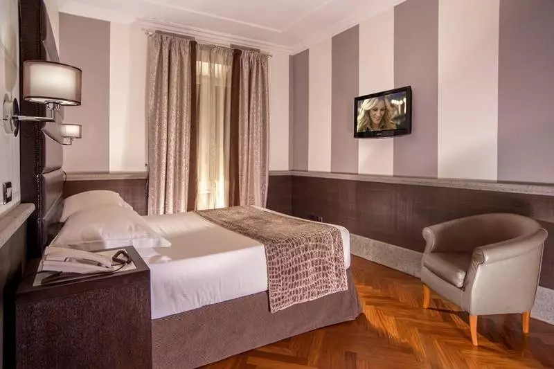 Fotos del hotel Royal Court:  8