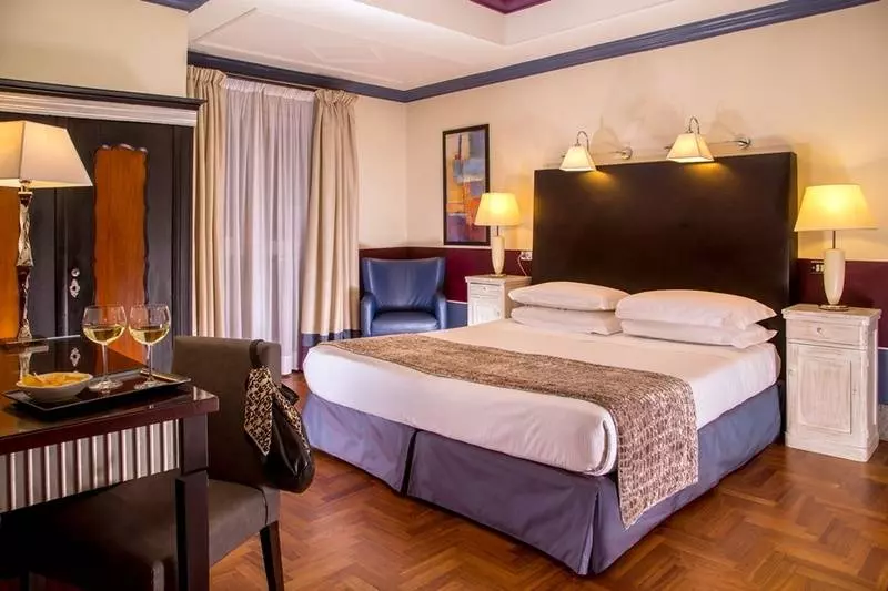 Fotos del hotel Royal Court:  2