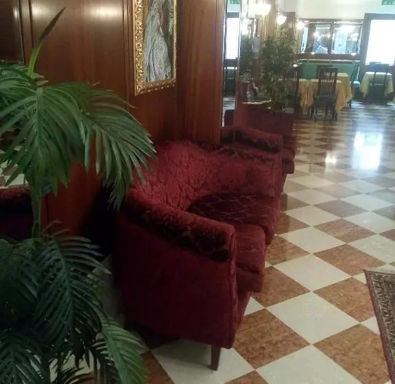 Fotos del hotel Diana:  2
