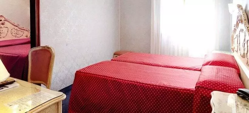 Fotos del hotel Diana:  22