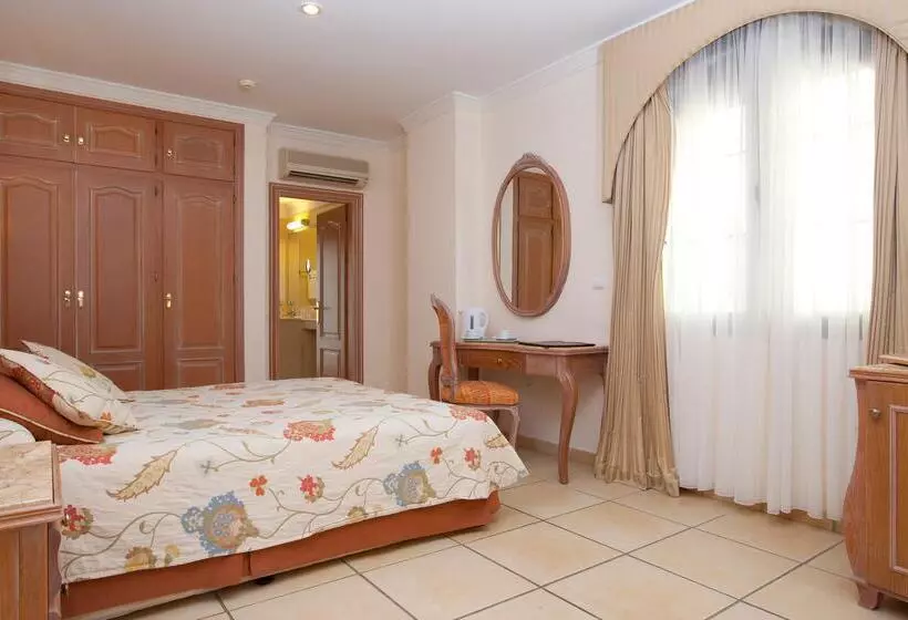 Fotos del hotel Gran  Benahavis Spa:  6