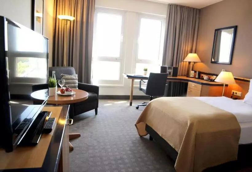 Fotos del hotel Holiday Inn Hamburg, An Ihg:  8