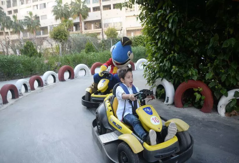 Fotos del hotel Magic Games 4:  17