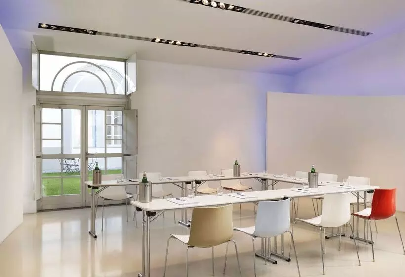 Fotos del hotel Unahotels Vittoria Firenze:  19