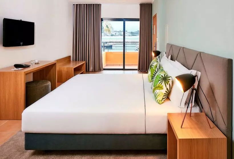 Fotos del hotel Tivoli Marina Portimao:  8