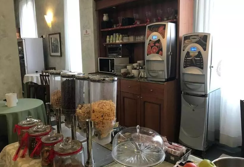 Fotos del hotel Giglio:  4