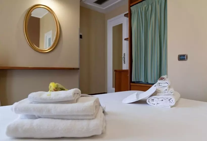 Fotos del hotel Suite Esedra:  11