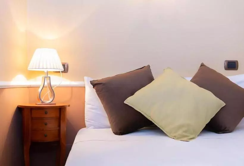 Fotos del hotel Suite Esedra:  13